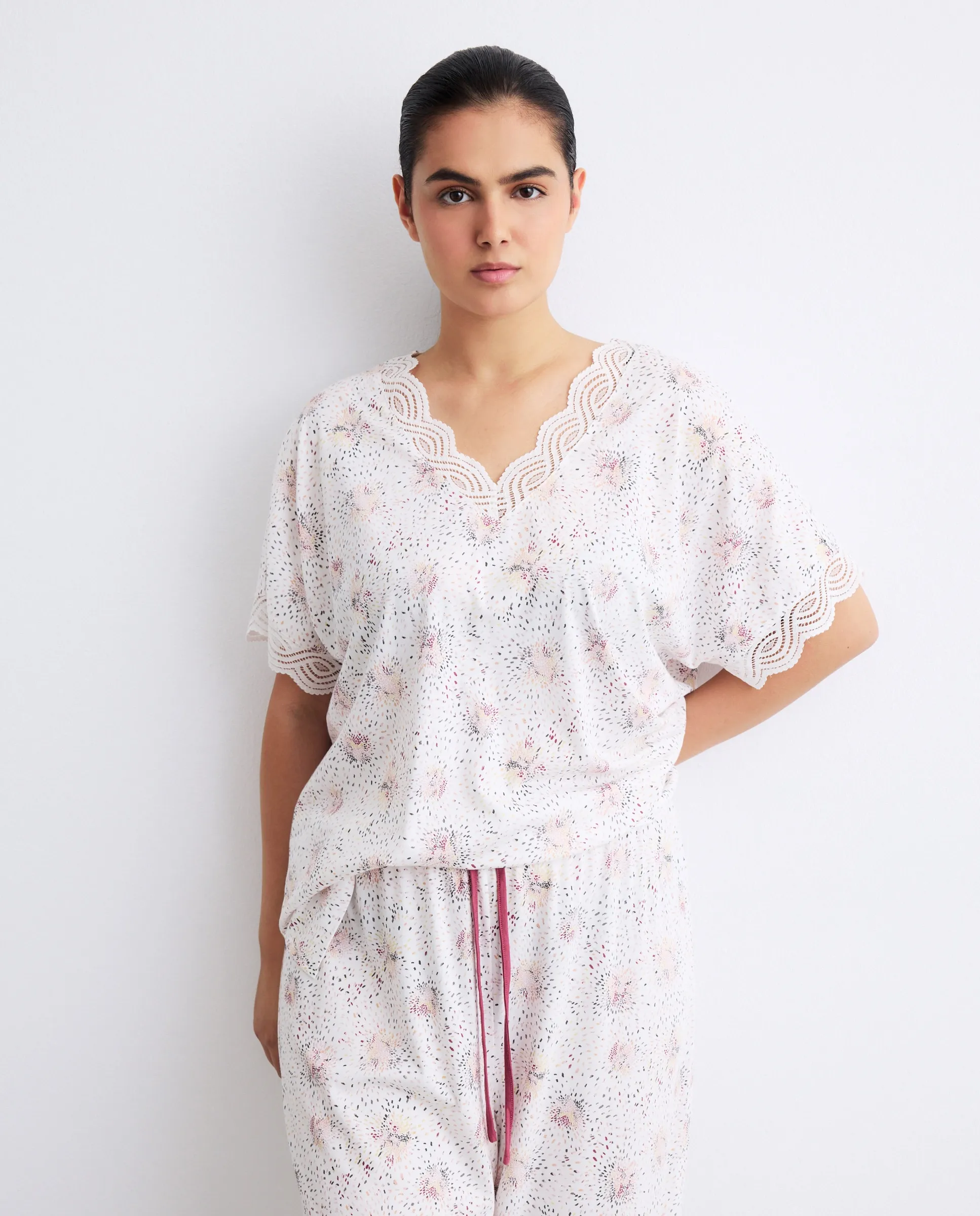 Короткая пижама с цветочным принтом Couchel, многоцветный
Короткая пижама с цветочным принтом Couchel, многоцветный