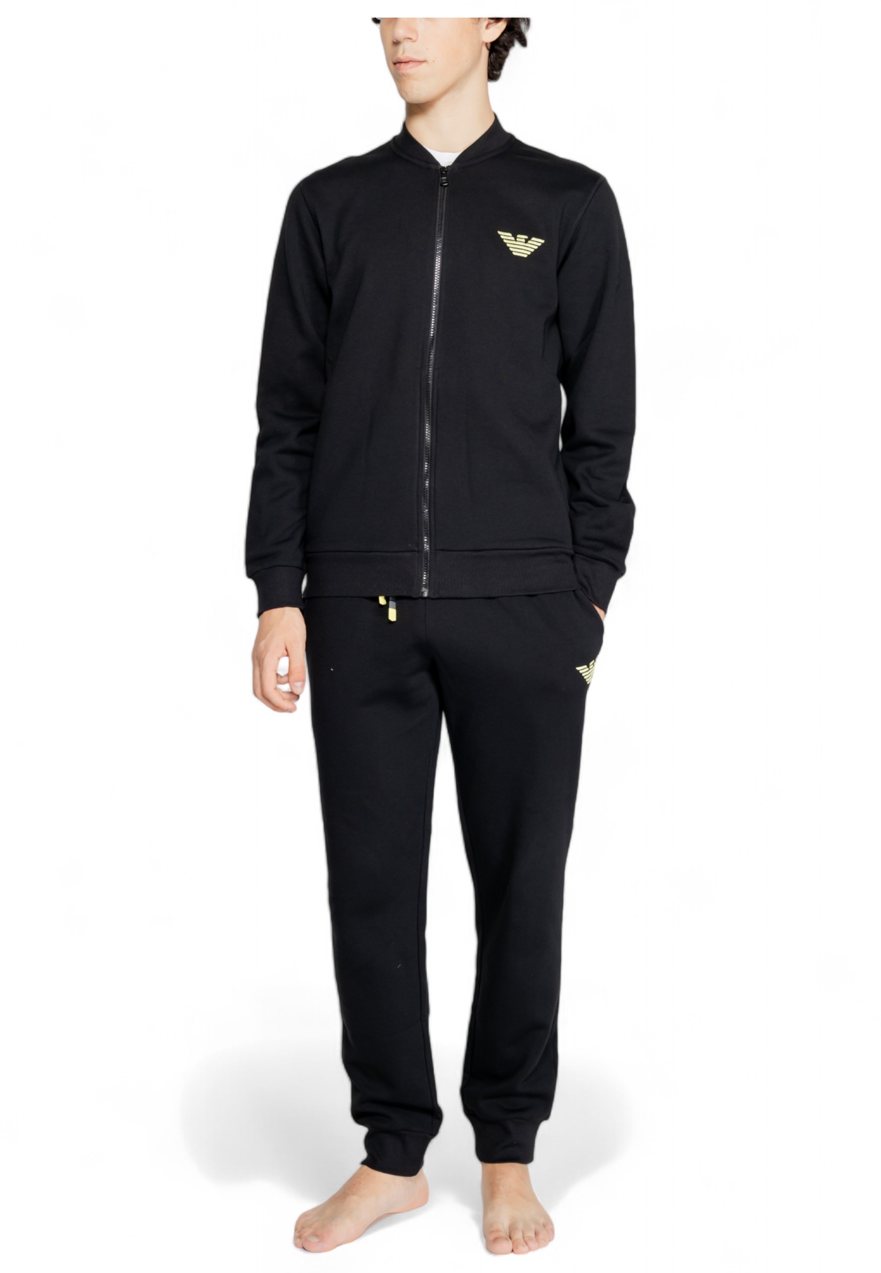 Спортивный костюм мужской Emporio armani underwear на молнии, черный
Спортивный костюм мужской Emporio armani underwear на молнии, черный