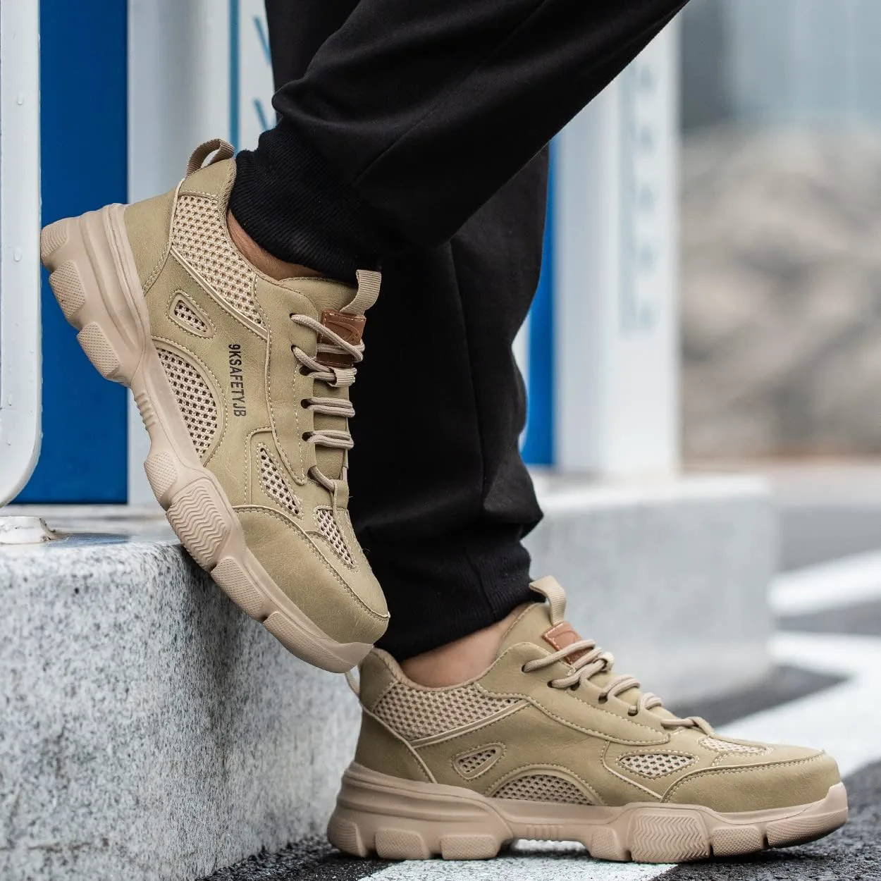 Мужские кроссовки с стальным носком Micoklinlin, легкие, водонепроницаемые, защитная обувь с противоскользящей и проколоустойчивой подошвой, бежевый
Мужские кроссовки с стальным носком Micoklinlin, легкие, водонепроницаемые, защитная обувь с противоскользящей и проколоустойчивой подошвой, бежевый