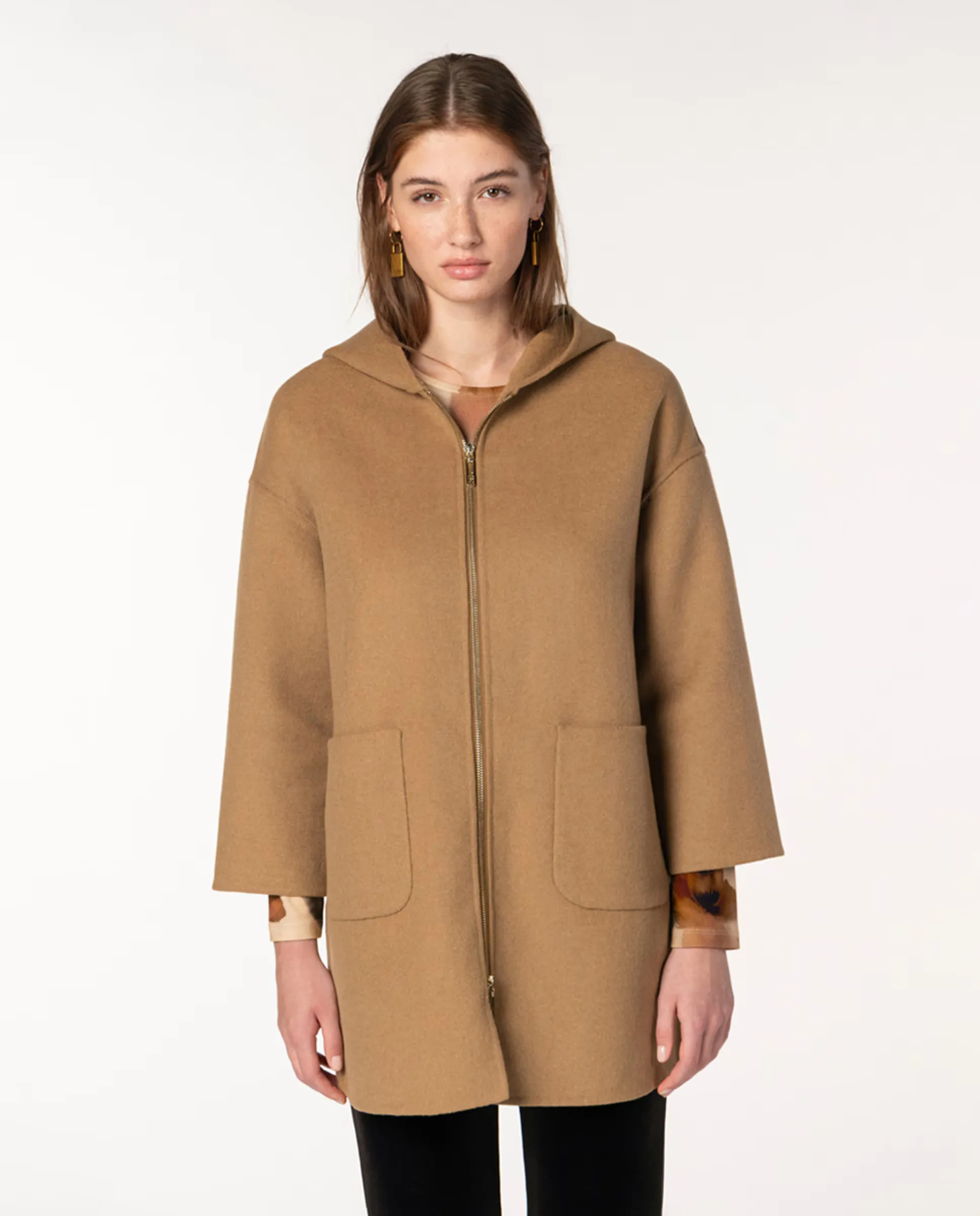 Женский шерстяный кардиган с капюшоном Naulover, коричневый
Женский шерстяный кардиган с капюшоном Naulover, коричневый