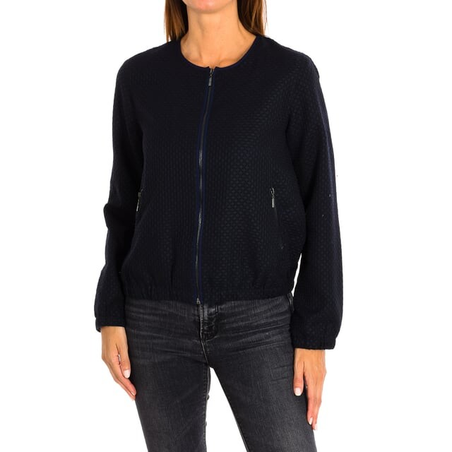 Короткая куртка с длинным рукавом на переходный период 9047 женская Karl Marc John, синий
Короткая куртка с длинным рукавом на переходный период 9047 женская Karl Marc John, синий