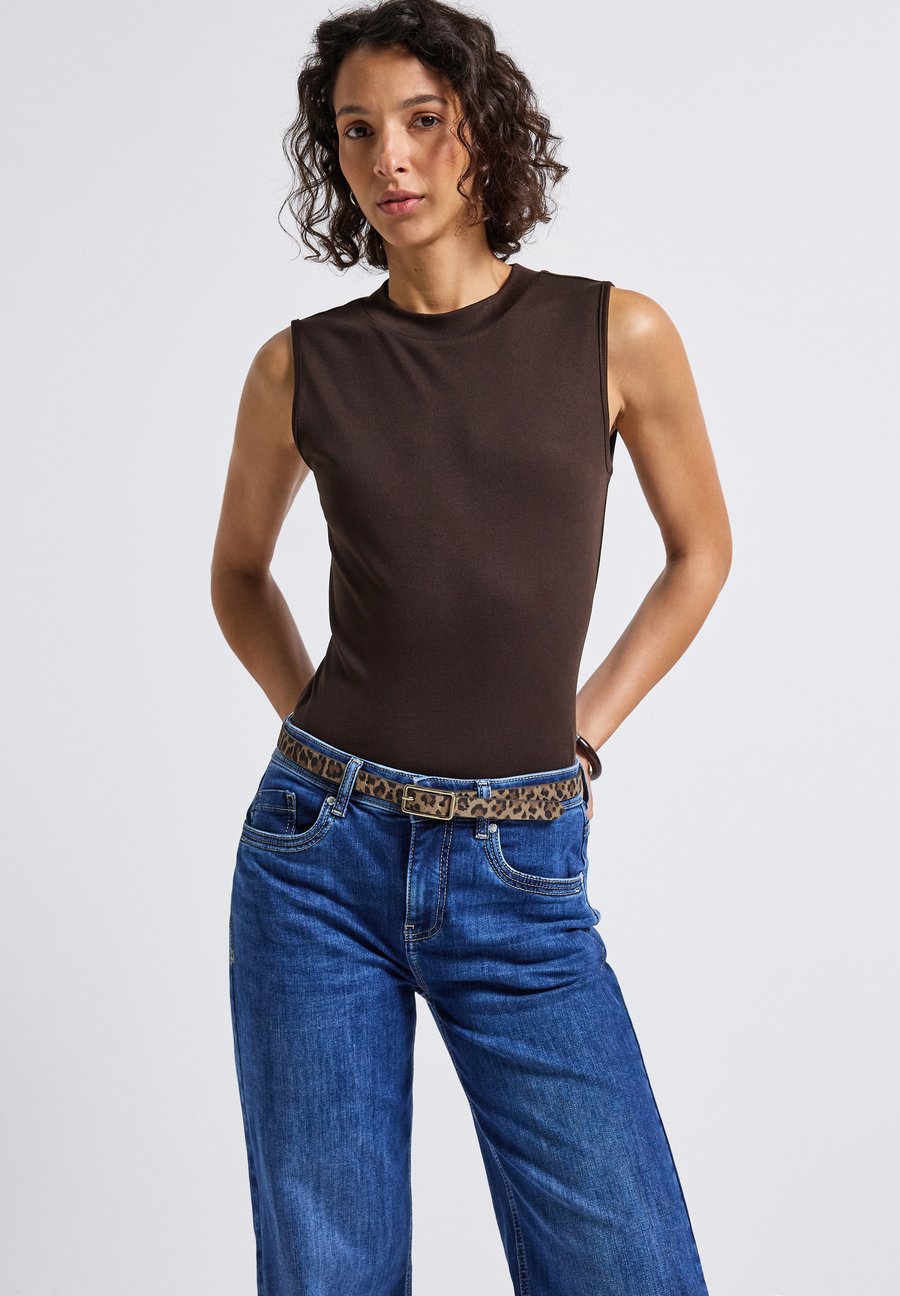 Ремень Street One SCHMALER LEO , Braun/Brown
Ремень Street One SCHMALER LEO , Braun/Brown