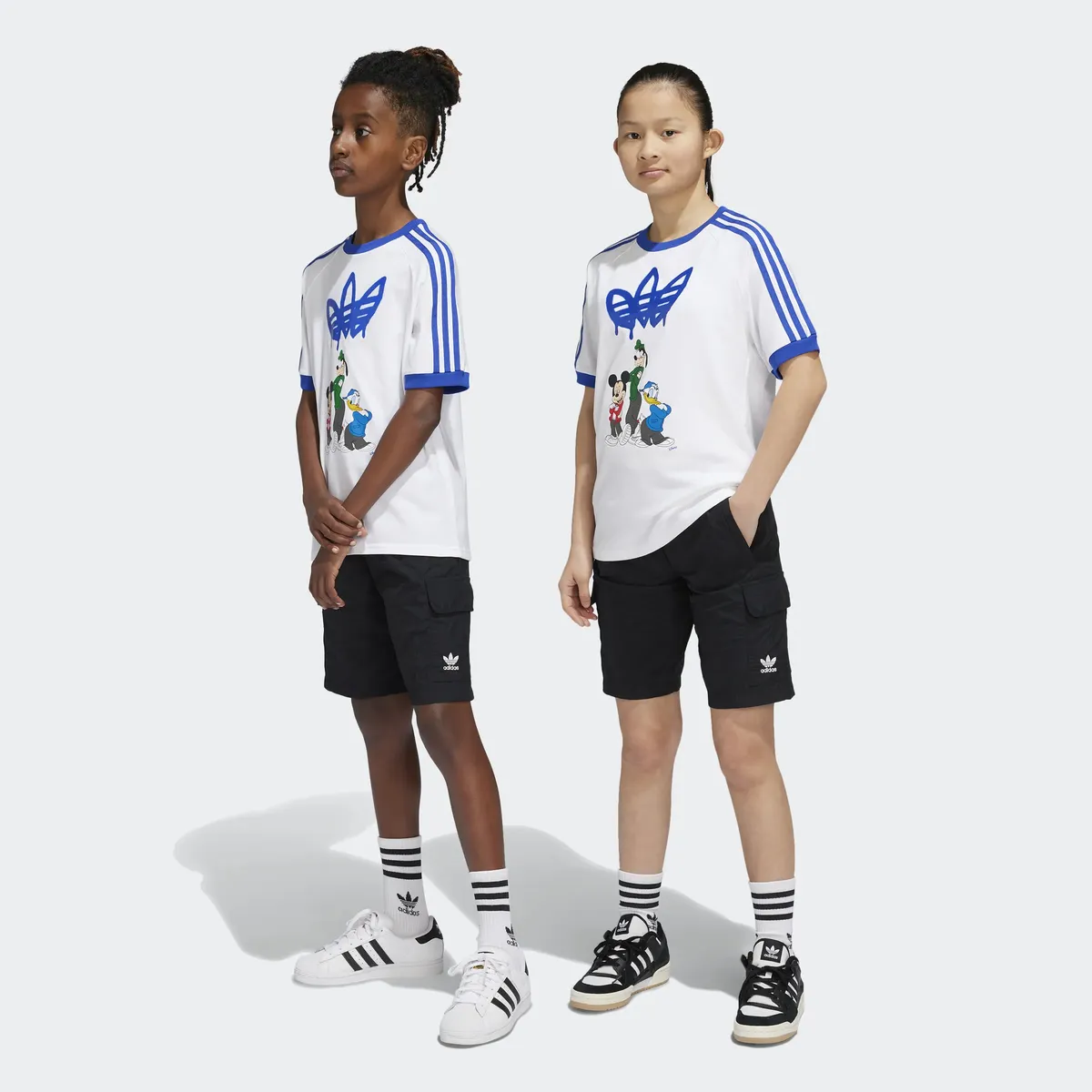 Шорты Adidas Originals "CARGO SHORTS" (1 шт.), черный
Шорты Adidas Originals "CARGO SHORTS" (1 шт.), черный