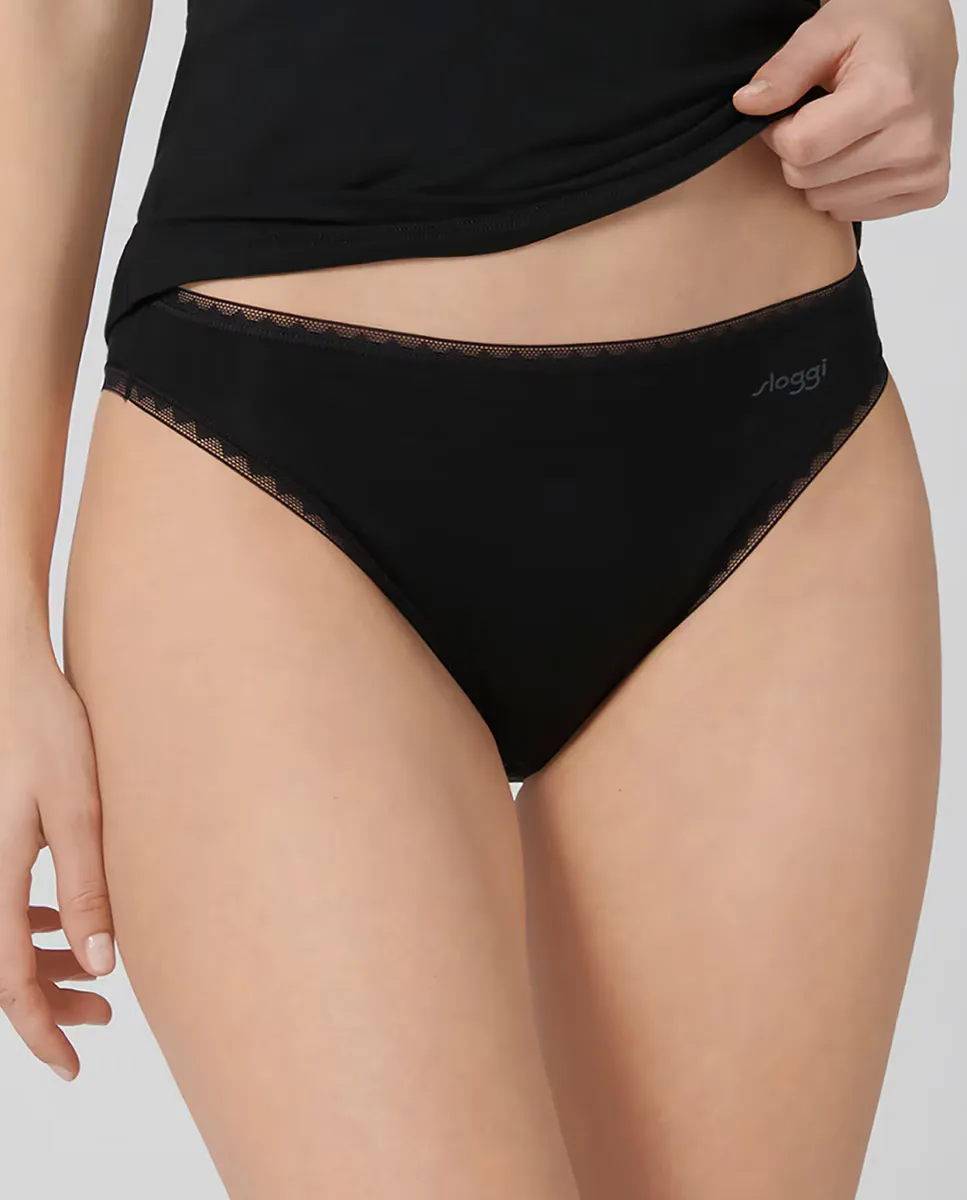 Комплект из 2 классических кружевных трусиков Sloggi, черный
Комплект из 2 классических кружевных трусиков Sloggi, черный
