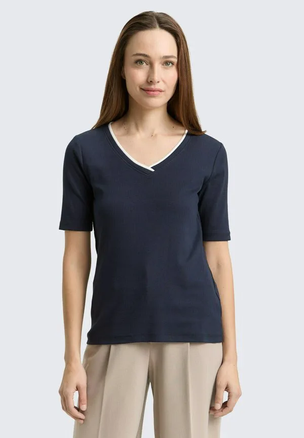 Футболка с принтом mit vausschnitt Tom Tailor, Sky Captain Blue, Синий, Футболка с принтом mit vausschnitt Tom Tailor, Sky Captain Blue
Футболка с принтом mit vausschnitt Tom Tailor, Sky Captain Blue, Синий, Футболка с принтом mit vausschnitt Tom Tailor, Sky Captain Blue