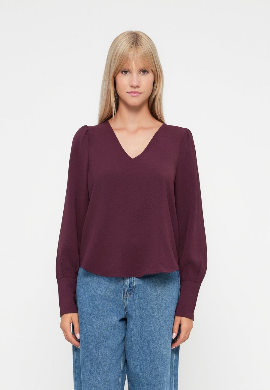 Блуза Vero Moda VMESME LS WVN GA, Winetasting/Bordeaux
Блуза Vero Moda VMESME LS WVN GA, Winetasting/Bordeaux
