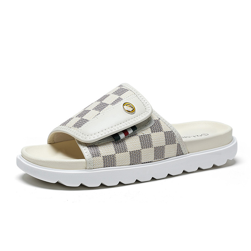 Мужские тапочки-слайды из ЭВА с амортизацией, устойчивые к истиранию и запахам Wolves • Family QUNLANGSHIJIA, Beige
Мужские тапочки-слайды из ЭВА с амортизацией, устойчивые к истиранию и запахам Wolves • Family QUNLANGSHIJIA, Beige