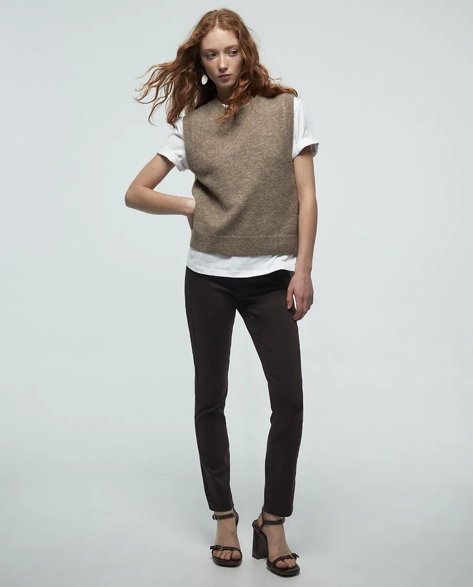 Джинсы с высокой посадкой Sfera, коричневый
Джинсы с высокой посадкой Sfera, коричневый