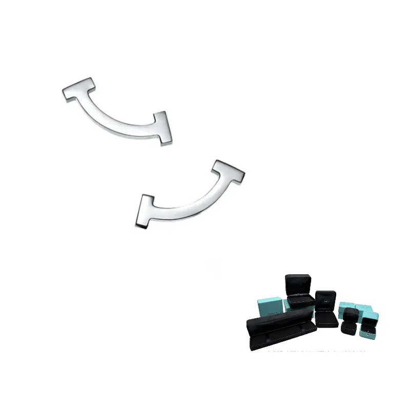 TIFFANY & CO. Белые серьги-гвоздики из 18K Gold унисекс Silver
TIFFANY & CO. Белые серьги-гвоздики из 18K Gold унисекс Silver
