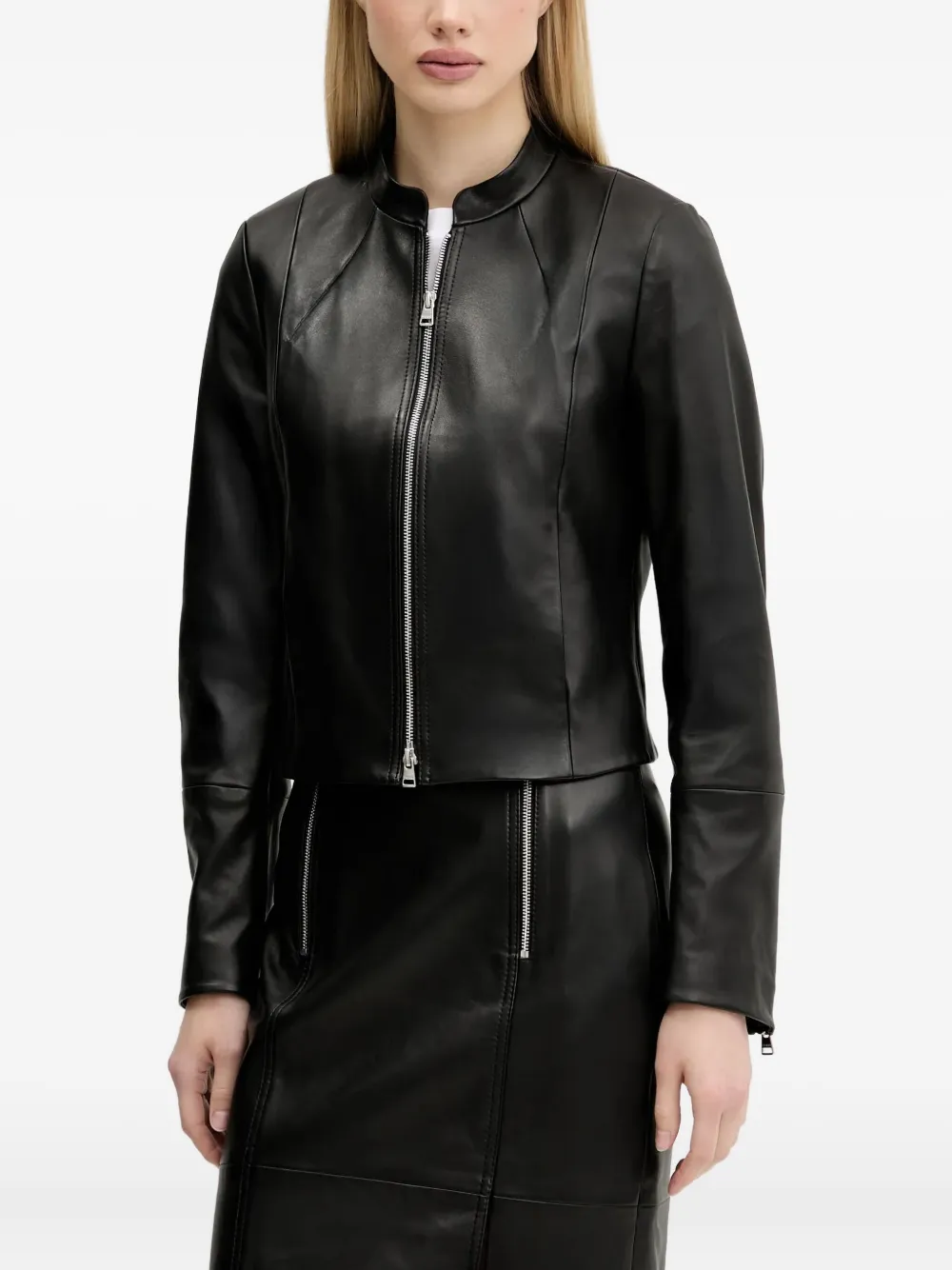 Кожаная куртка на молнии HUGO, черный
Кожаная куртка на молнии HUGO, черный