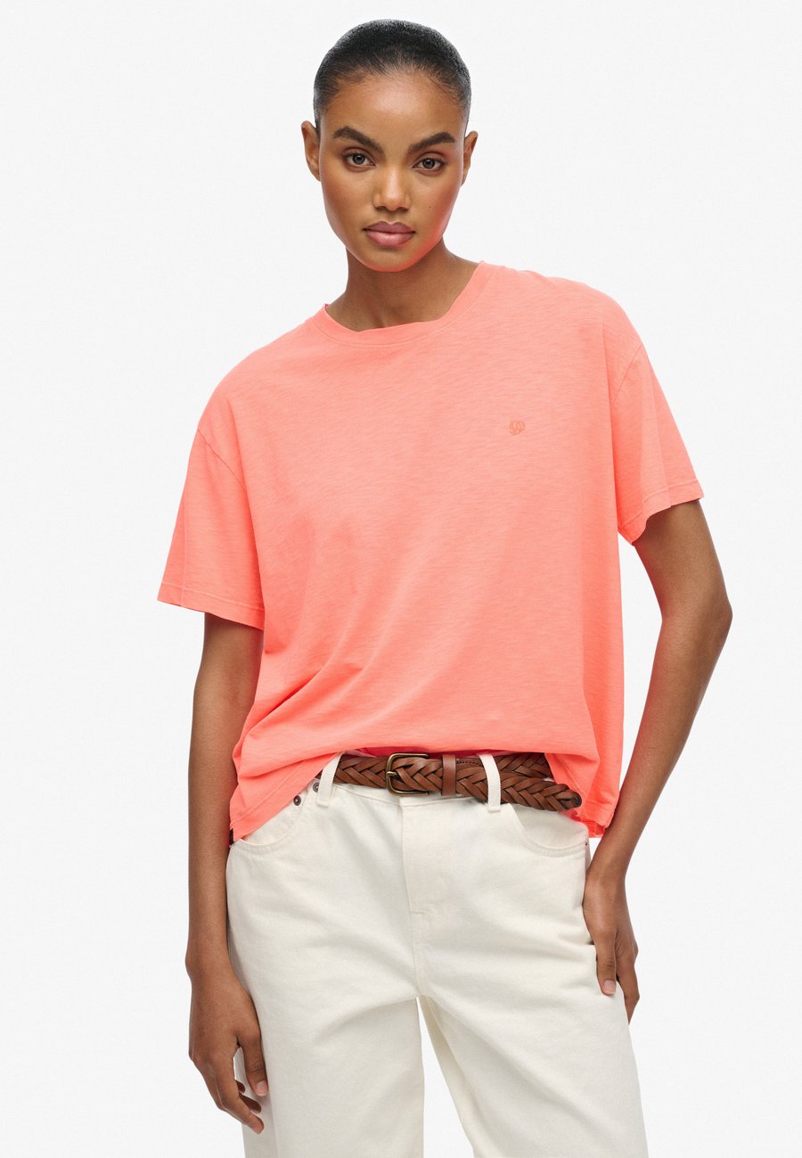 Футболка Superdry & Co Basic T-shirt, Fluro Coral/Coral, Розовый, Футболка Superdry & Co Basic T-shirt, Fluro Coral/Coral
Футболка Superdry & Co Basic T-shirt, Fluro Coral/Coral, Розовый, Футболка Superdry & Co Basic T-shirt, Fluro Coral/Coral