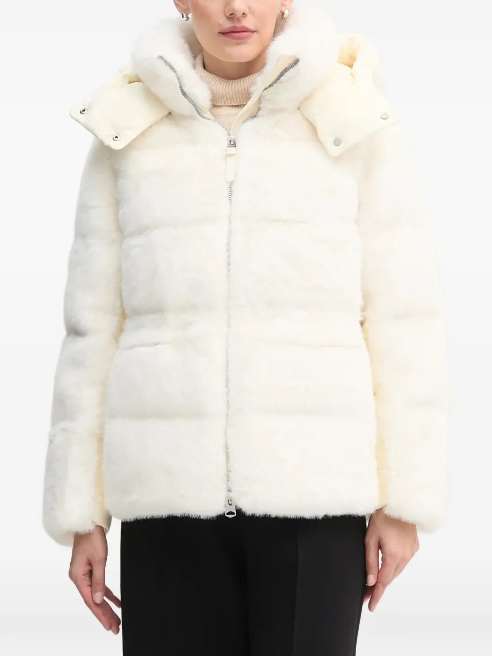 Куртка Cassidy с капюшоном и панельным дизайном Mackage, бежевый
Куртка Cassidy с капюшоном и панельным дизайном Mackage, бежевый