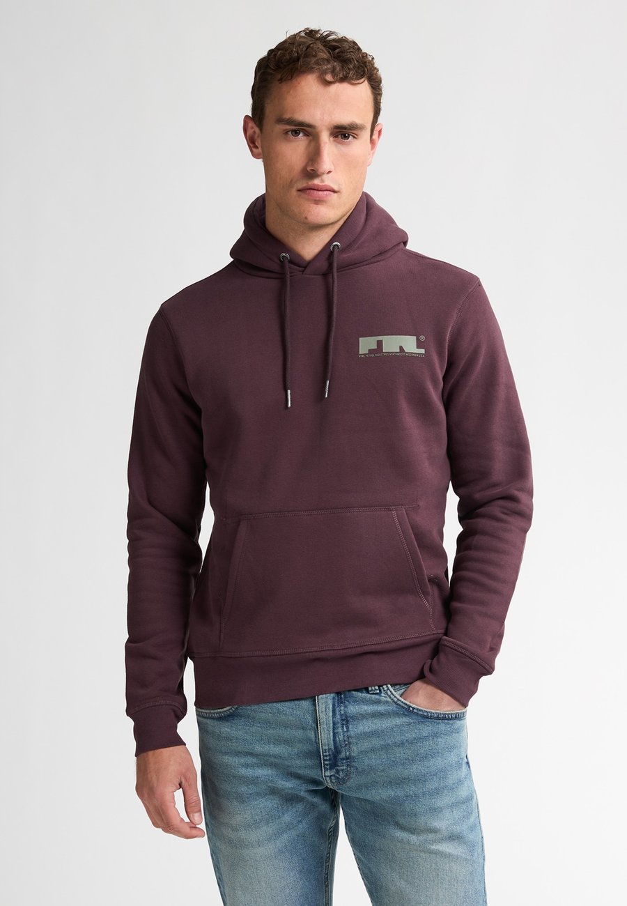 Худи Petrol Industries SPORTY LOGO TRAVERSE, Syrup/Not Defined
Худи Petrol Industries SPORTY LOGO TRAVERSE, Syrup/Not Defined
