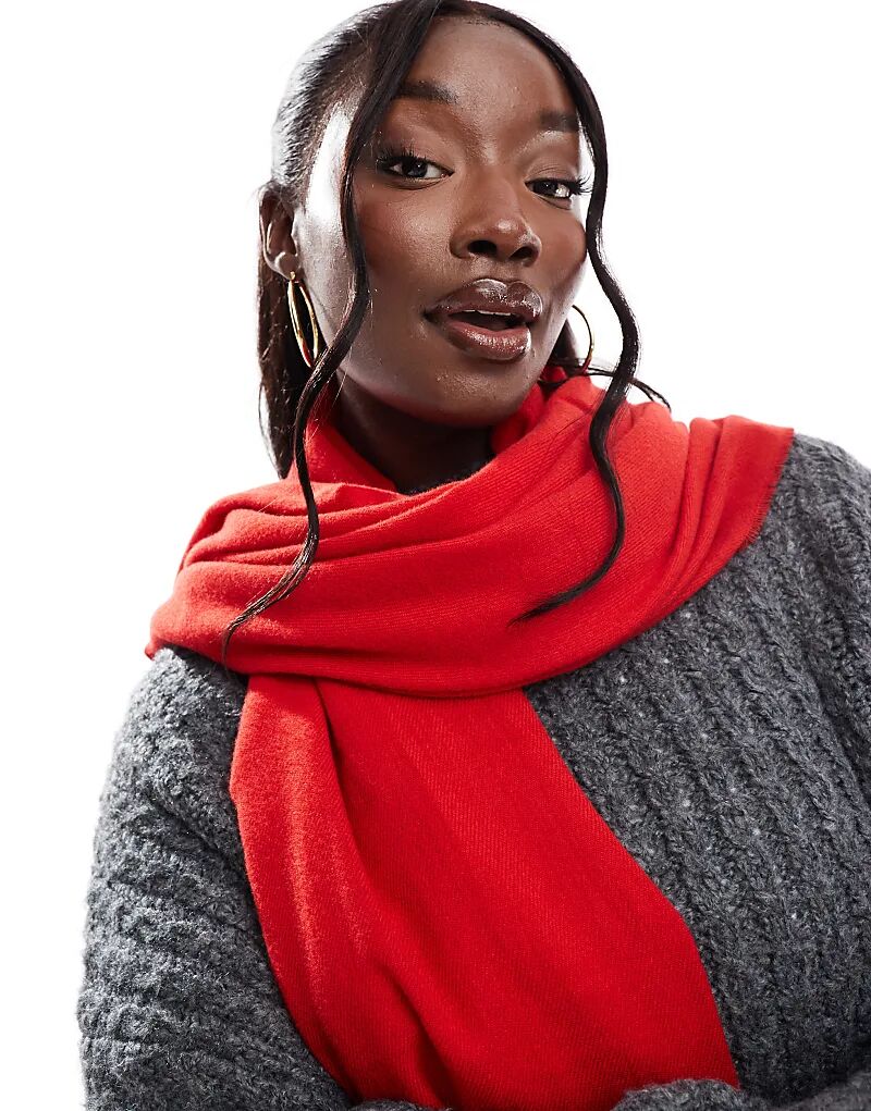 Супермягкий шарф-одеяло Grace красного цвета Accessorize
Супермягкий шарф-одеяло Grace красного цвета Accessorize