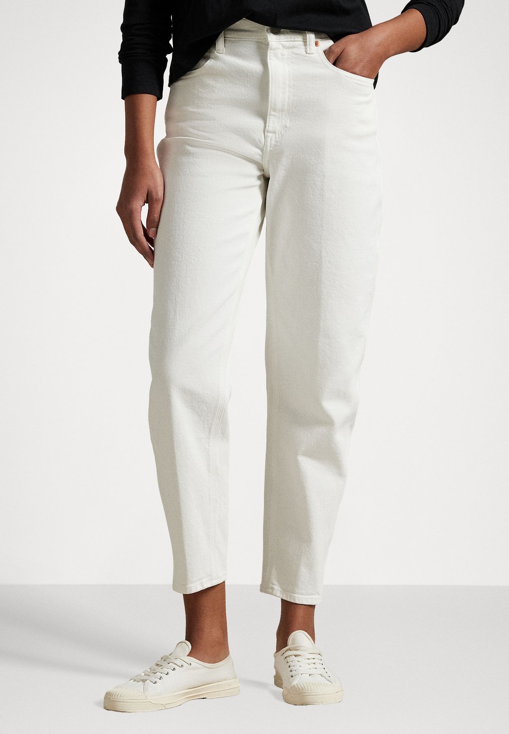 Джинсы прямого кроя CURVED TAPERED JEAN Polo Ralph Lauren, цвет Crocus Wsh
Джинсы прямого кроя CURVED TAPERED JEAN Polo Ralph Lauren, цвет Crocus Wsh