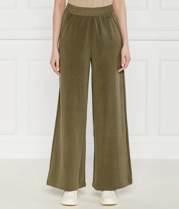 Брюки женские Boss Orange широкие на резинке, зеленый
Брюки женские Boss Orange широкие на резинке, зеленый