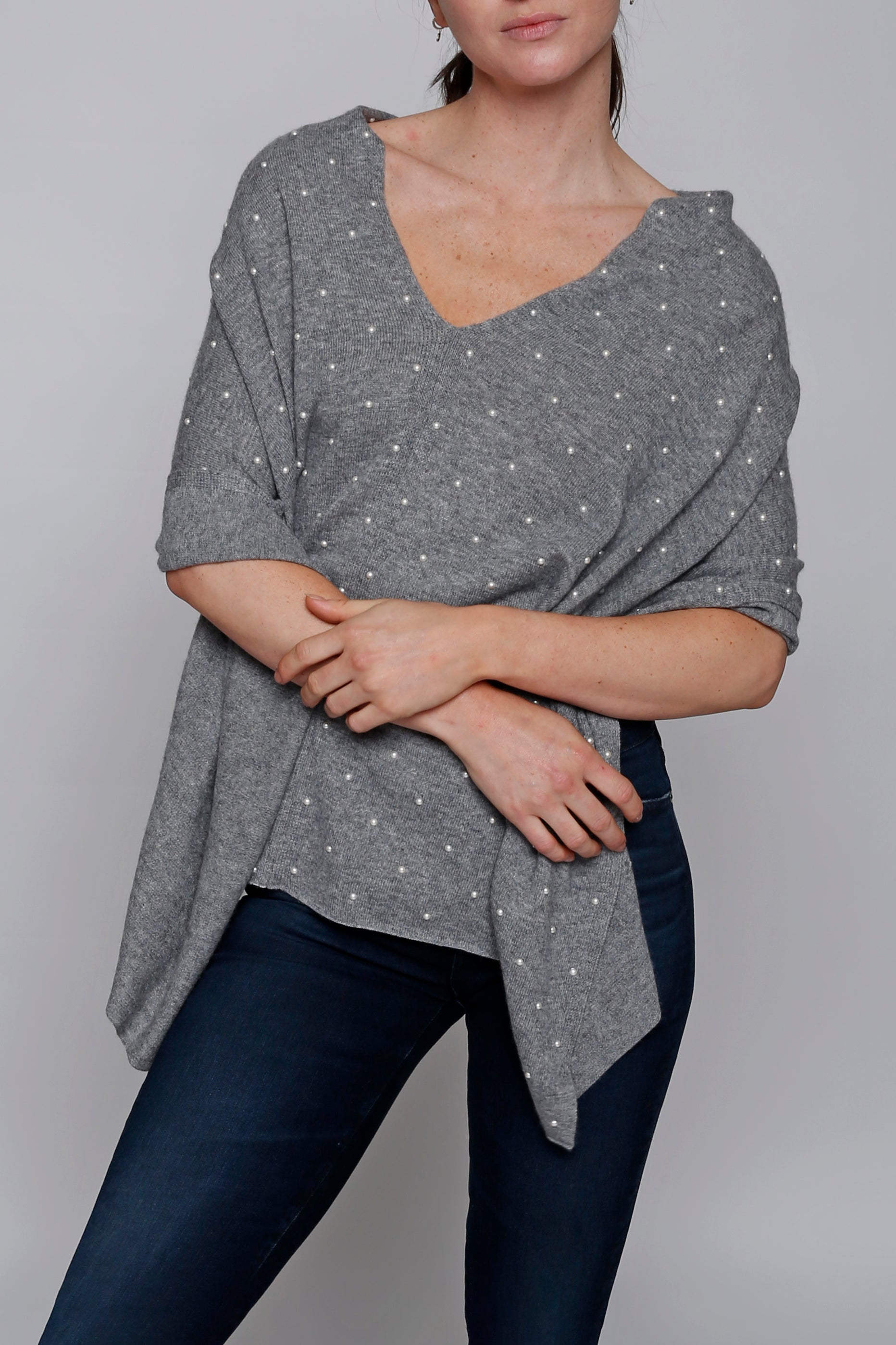 Топ из смеси кашемира с жемчугом In2 by InCashmere, средне-серый меланж
Топ из смеси кашемира с жемчугом In2 by InCashmere, средне-серый меланж