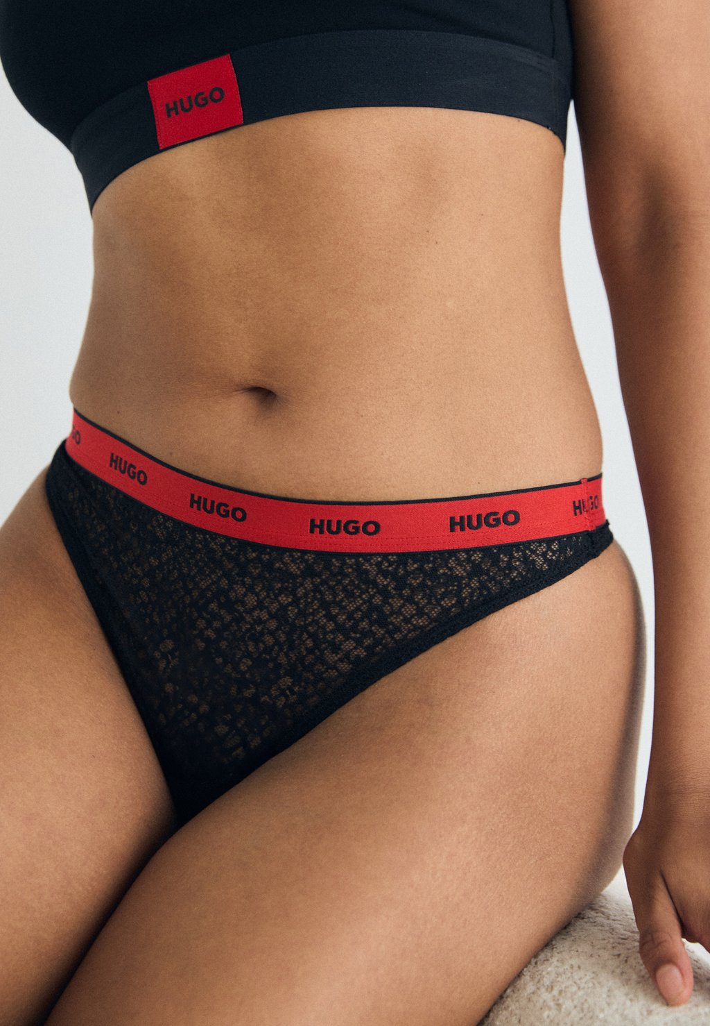 Стринги THONG 3 PACK HUGO, черный
Стринги THONG 3 PACK HUGO, черный