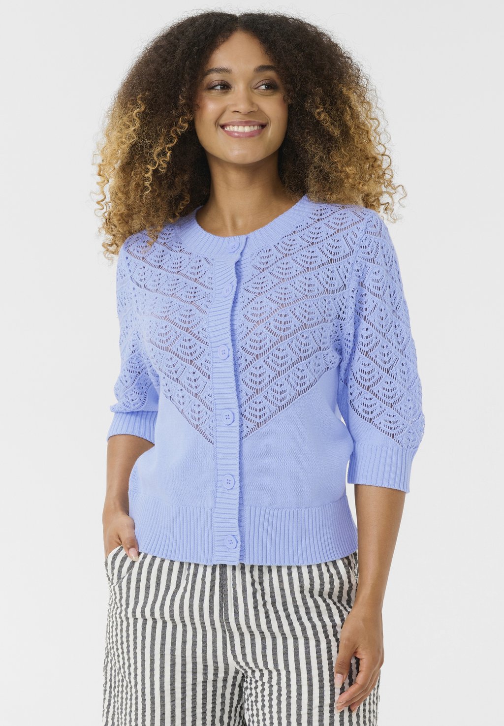 Кардиган CUMEZA Culture, светло-голубой
Кардиган CUMEZA Culture, светло-голубой