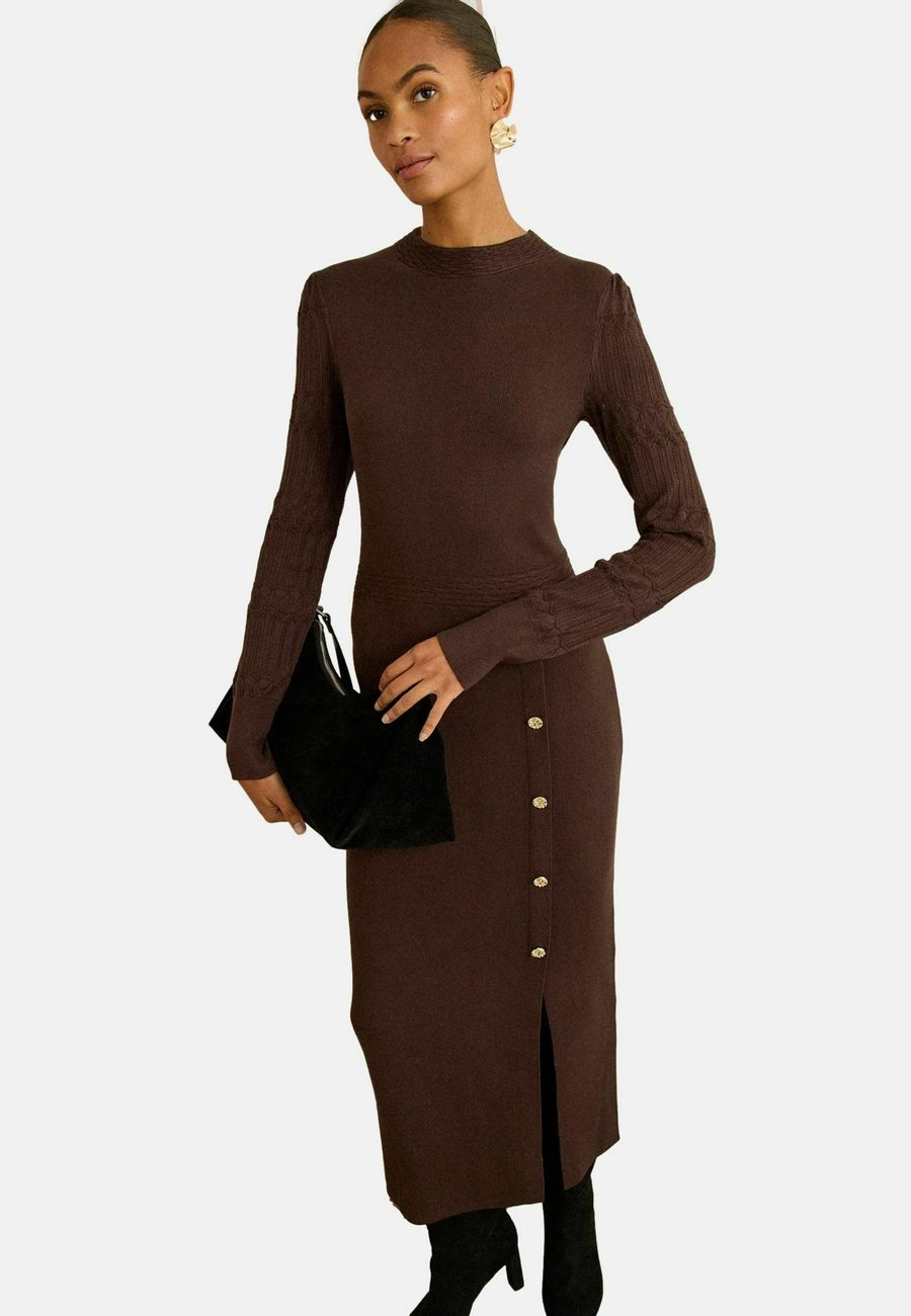 Платье Love & Roses CREW NECK SCALLOP LONG SLEEVE MIDI, Chocolate Brown Button Detail/Brown
Платье Love & Roses CREW NECK SCALLOP LONG SLEEVE MIDI, Chocolate Brown Button Detail/Brown
