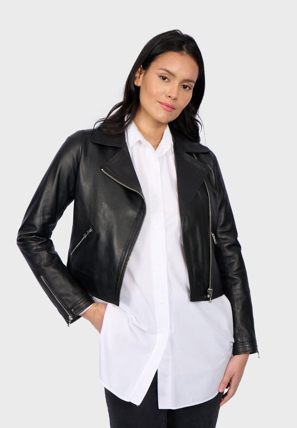 Кожаная куртка MAXINE Oakwood, черный
Кожаная куртка MAXINE Oakwood, черный