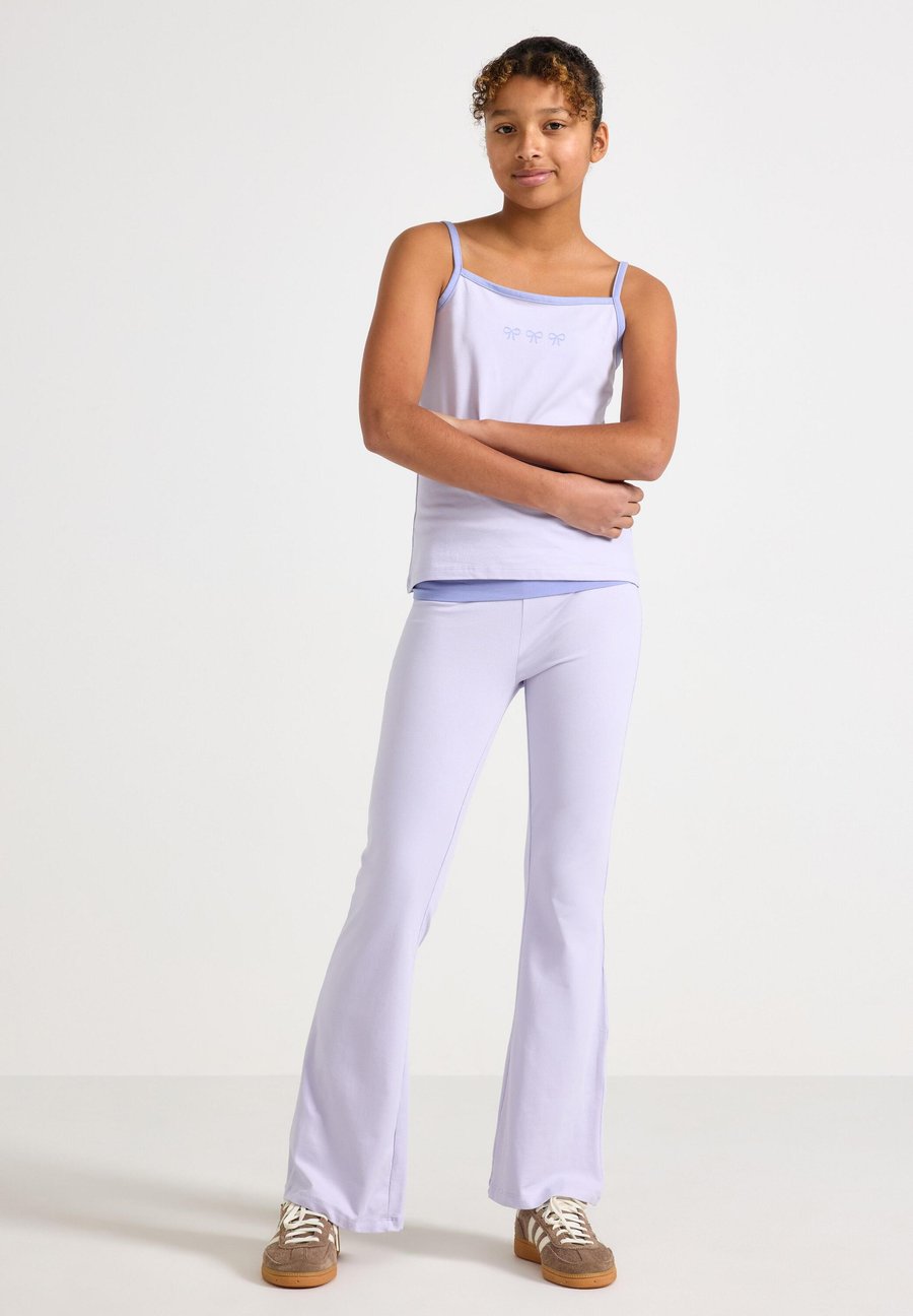 Топ Lindex 2PACK STRAP TANK AND SET, Light Lilac/Lilac
Топ Lindex 2PACK STRAP TANK AND SET, Light Lilac/Lilac