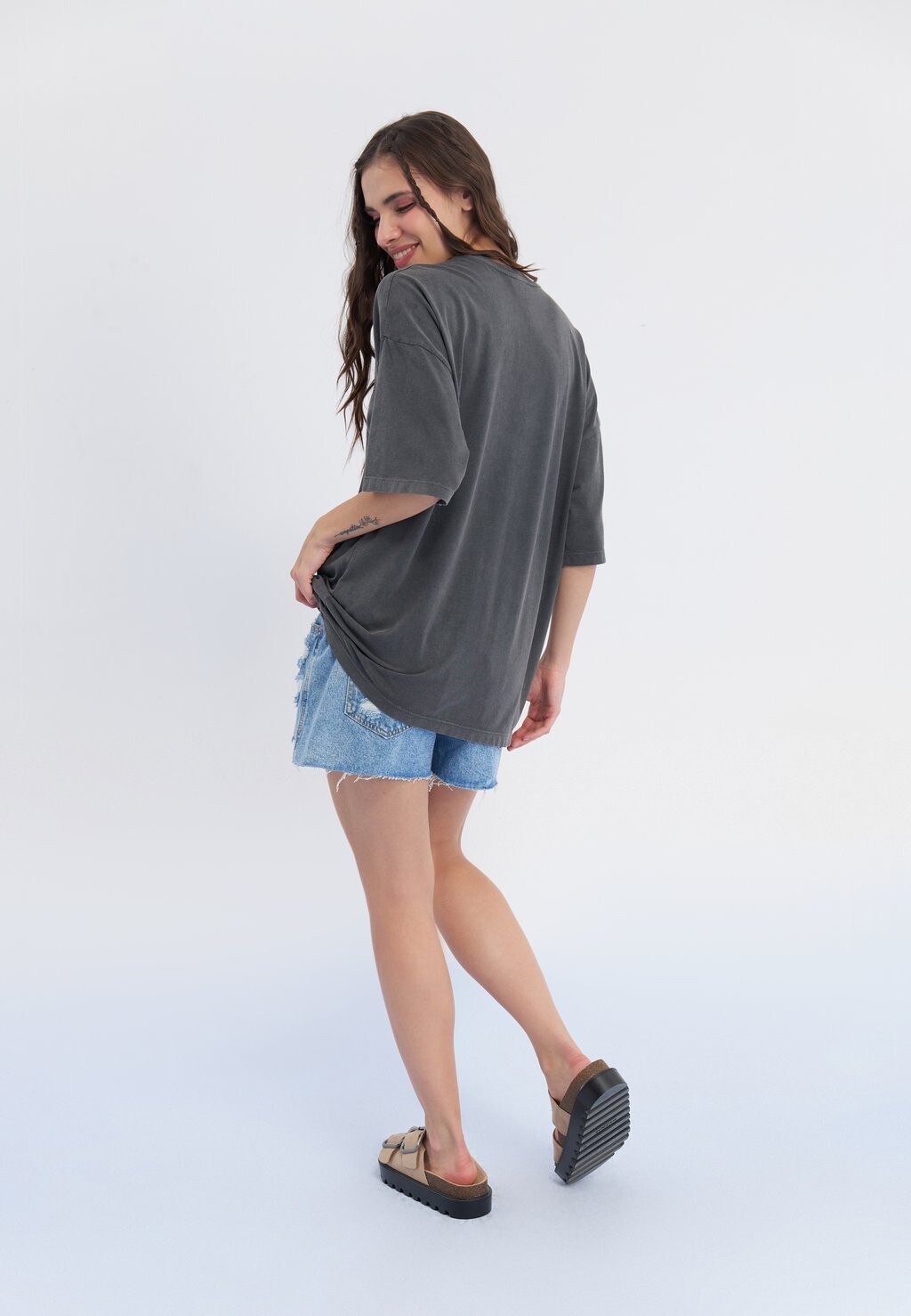 Футболка с принтом Even&Odd
Футболка с принтом Even&Odd