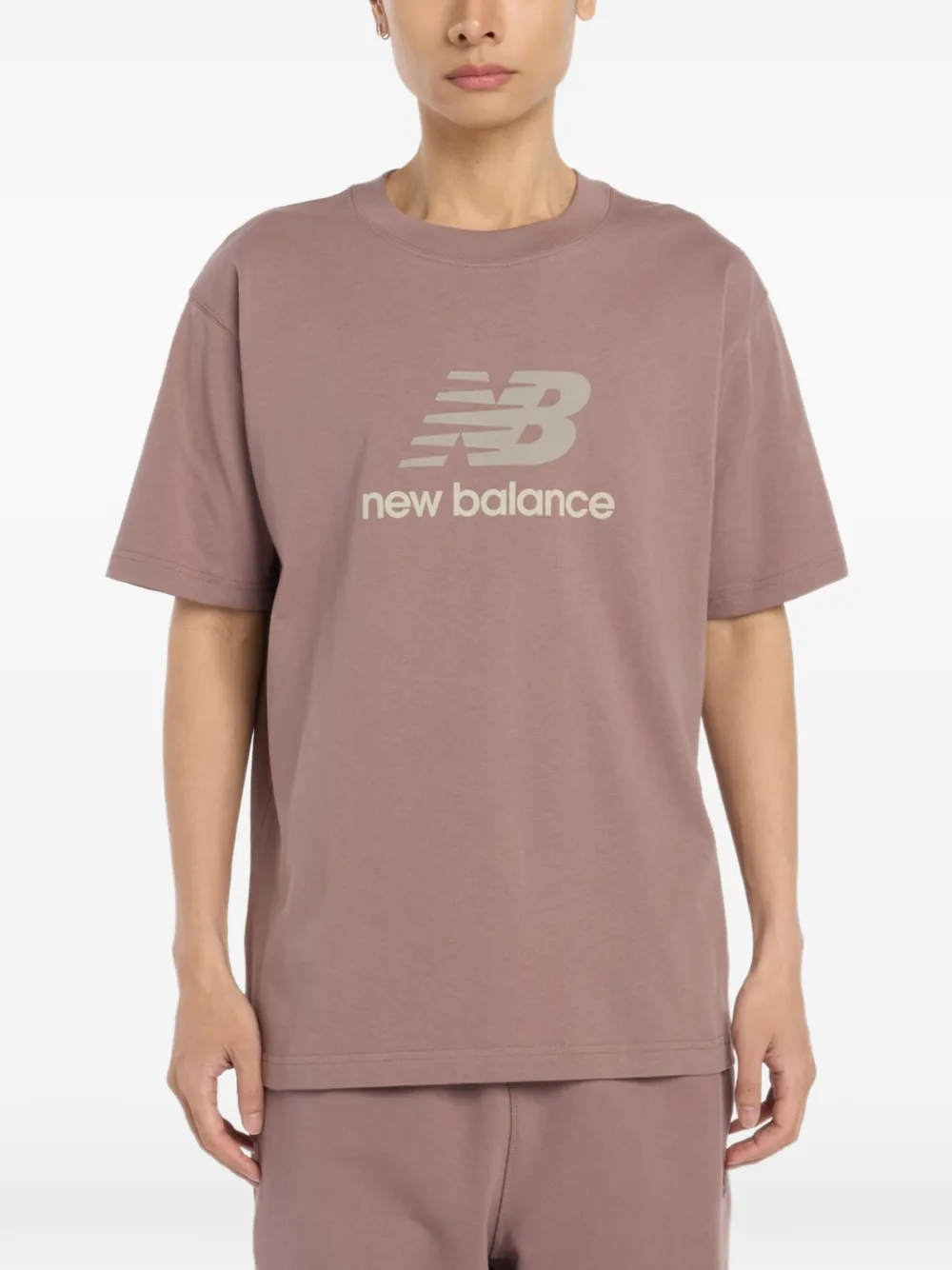 Футболка с логотипом Athletics New Balance, коричневый
Футболка с логотипом Athletics New Balance, коричневый