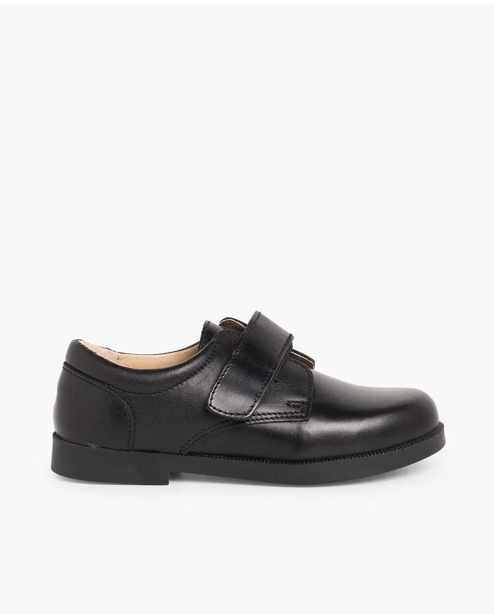 Блюхеры кожаные для мальчика с клейкой лентой Pisamonas, черный
Блюхеры кожаные для мальчика с клейкой лентой Pisamonas, черный