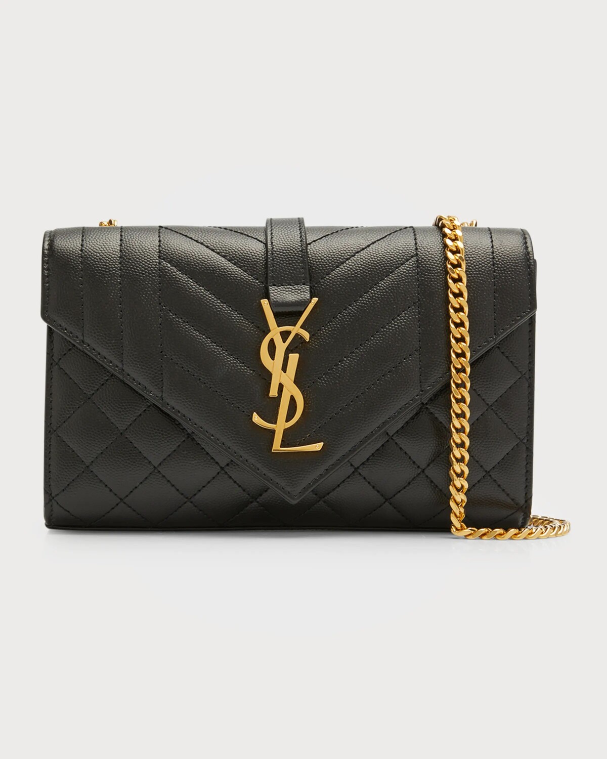 Маленькая сумка через плечо Envelope Triquilt YSL из зерненой кожи Saint Laurent, цвет Black
Маленькая сумка через плечо Envelope Triquilt YSL из зерненой кожи Saint Laurent, цвет Black