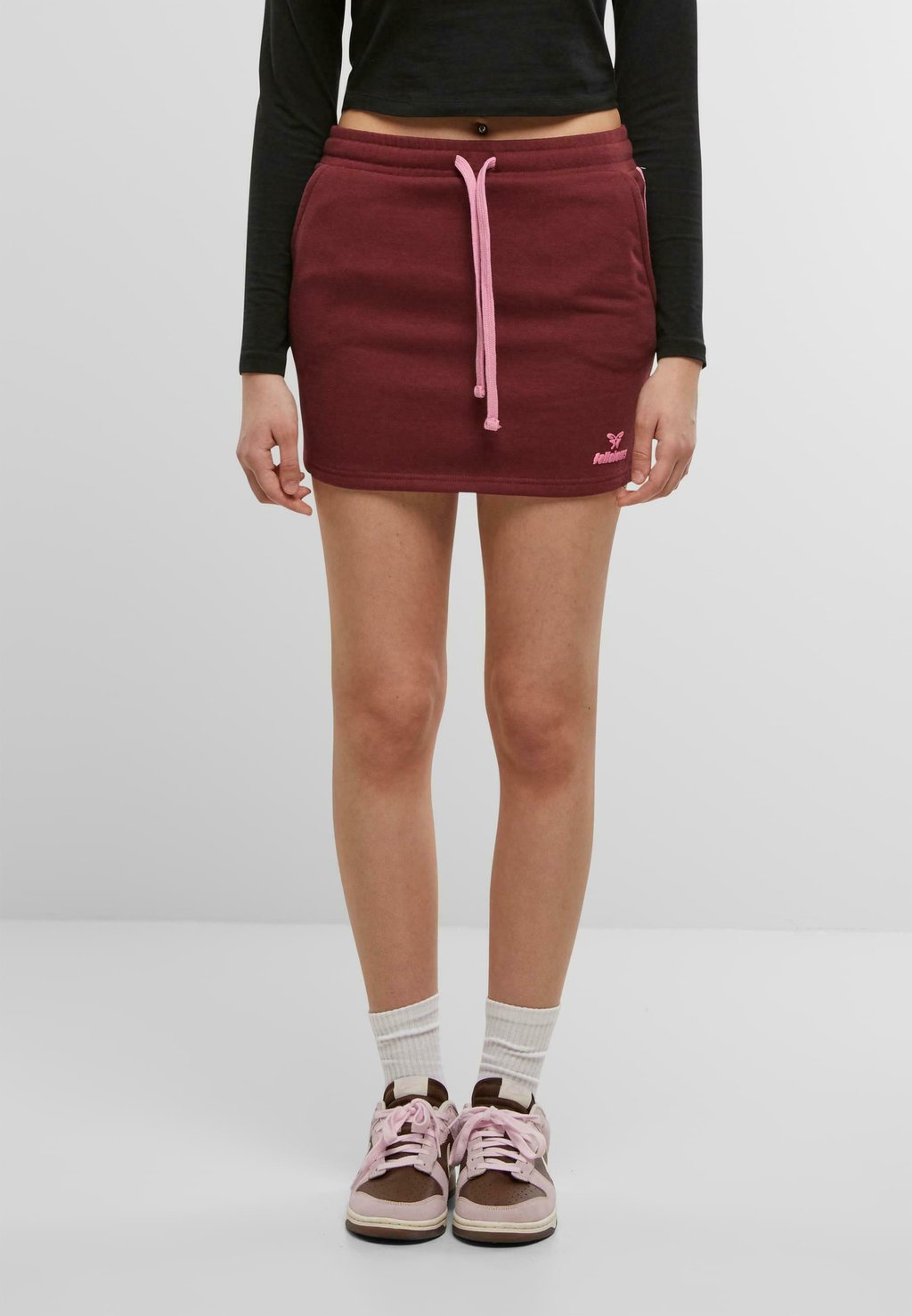 Мини-юбка FELICIOUS, красный
Мини-юбка FELICIOUS, красный