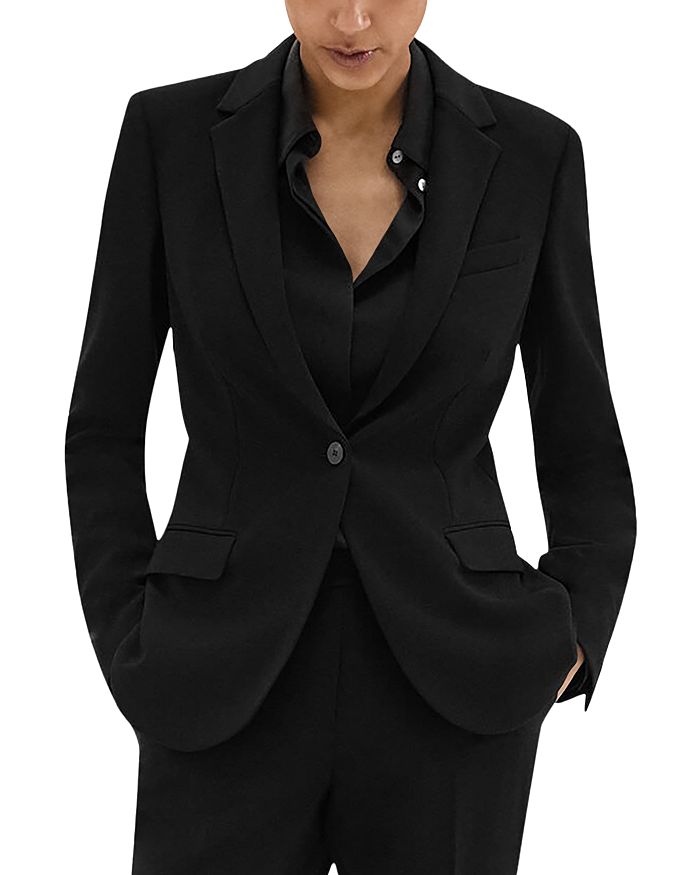 Блейзер Admiral Crepe Staple Theory, черный
Блейзер Admiral Crepe Staple Theory, черный