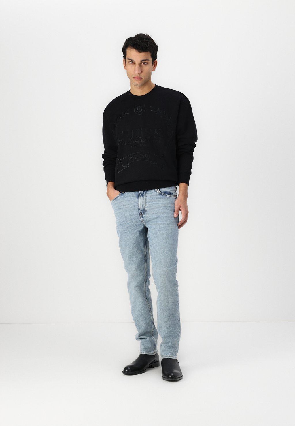 Джинсы прямого кроя REGULAR MERCER STRAIGHT Tommy Hilfiger, светло-голубой деним
Джинсы прямого кроя REGULAR MERCER STRAIGHT Tommy Hilfiger, светло-голубой деним