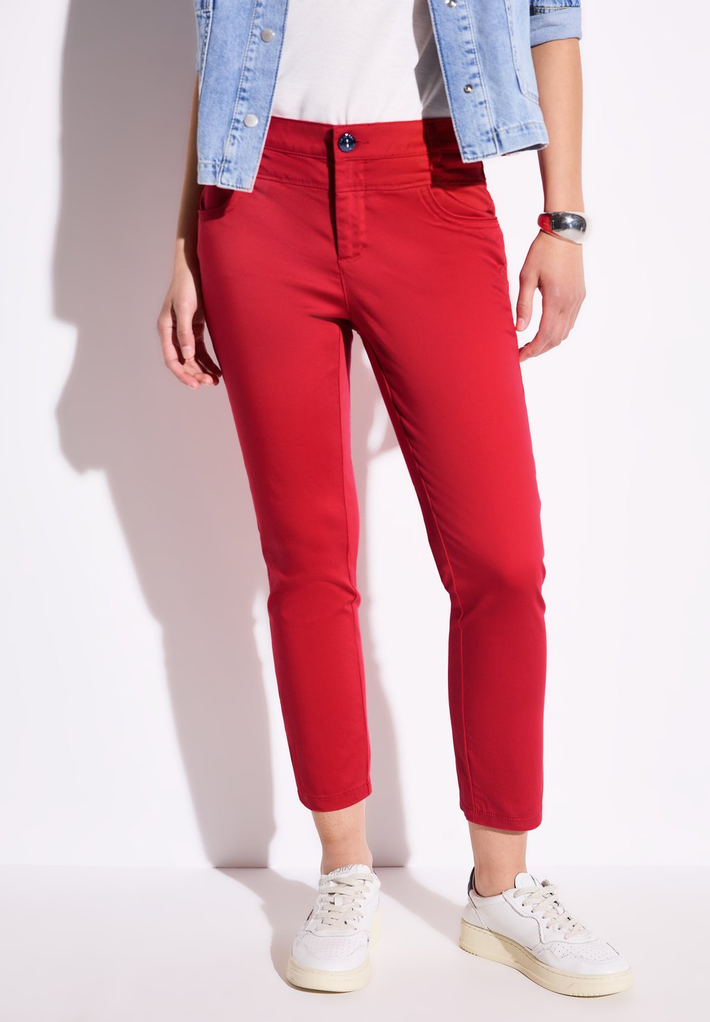 Брюки 45876 Street One, красный
Брюки 45876 Street One, красный
