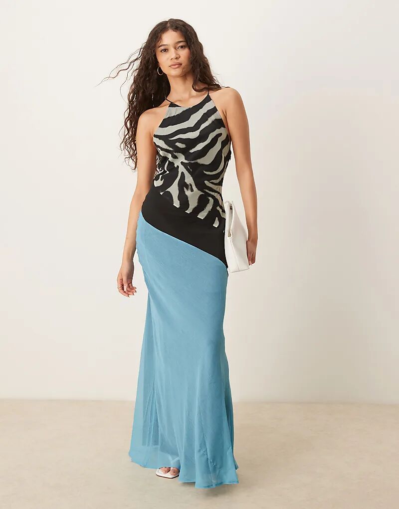 Платье-комбинация миди ASOS DESIGN с воротником-борцовкой и декоративными швами с принтом зебры 
Платье-комбинация миди ASOS DESIGN с воротником-борцовкой и декоративными швами с принтом зебры