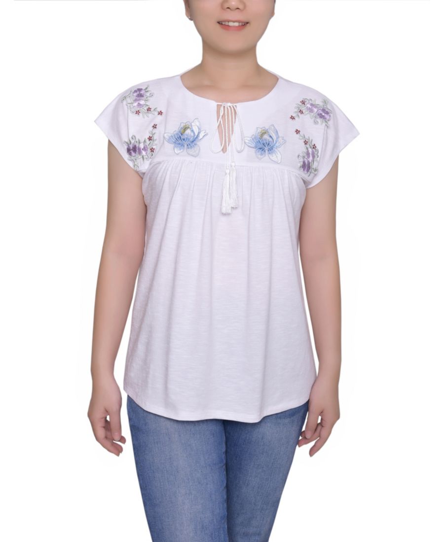 Топ с вышитой кокеткой и удлиненными рукавами, миниатюрный NY Collection, White
Топ с вышитой кокеткой и удлиненными рукавами, миниатюрный NY Collection, White