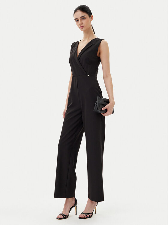 Комбинезон стандартного кроя CFC0123735003 Rinascimento, черный
Комбинезон стандартного кроя CFC0123735003 Rinascimento, черный