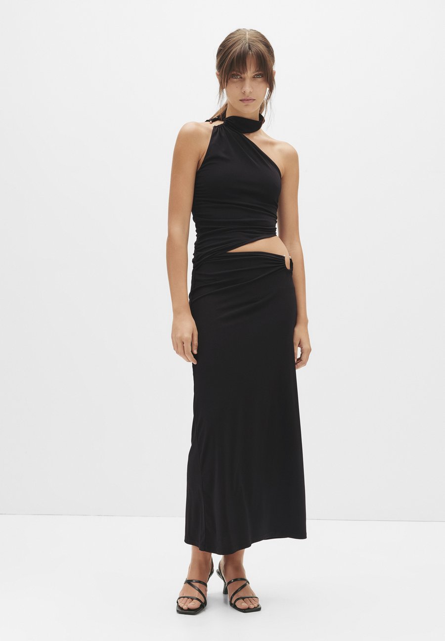 Платье PULL&BEAR Day dress, Black
Платье PULL&BEAR Day dress, Black