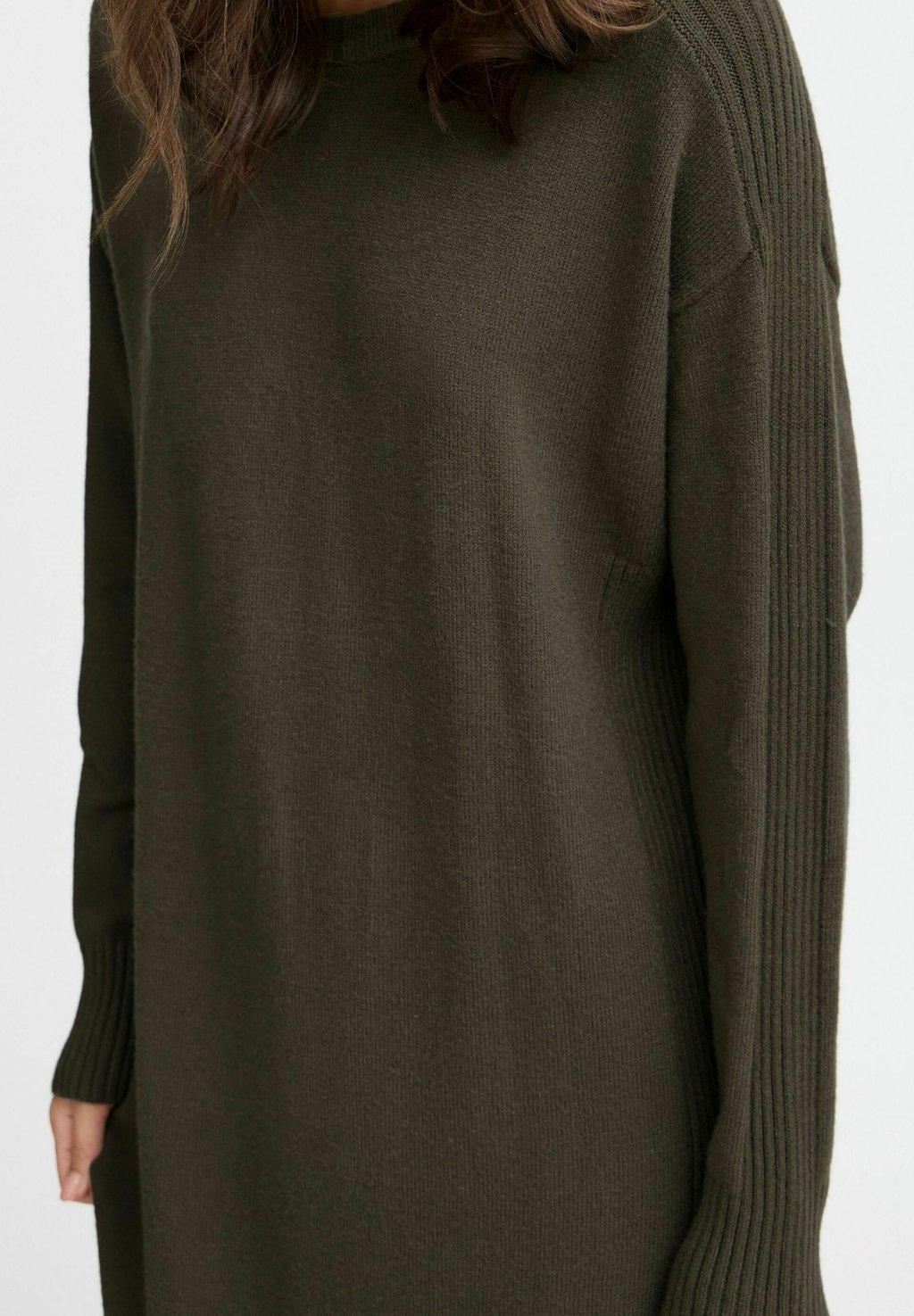 Платье-джемпер MANINA b.young, зеленый 
Платье-джемпер MANINA b.young, зеленый