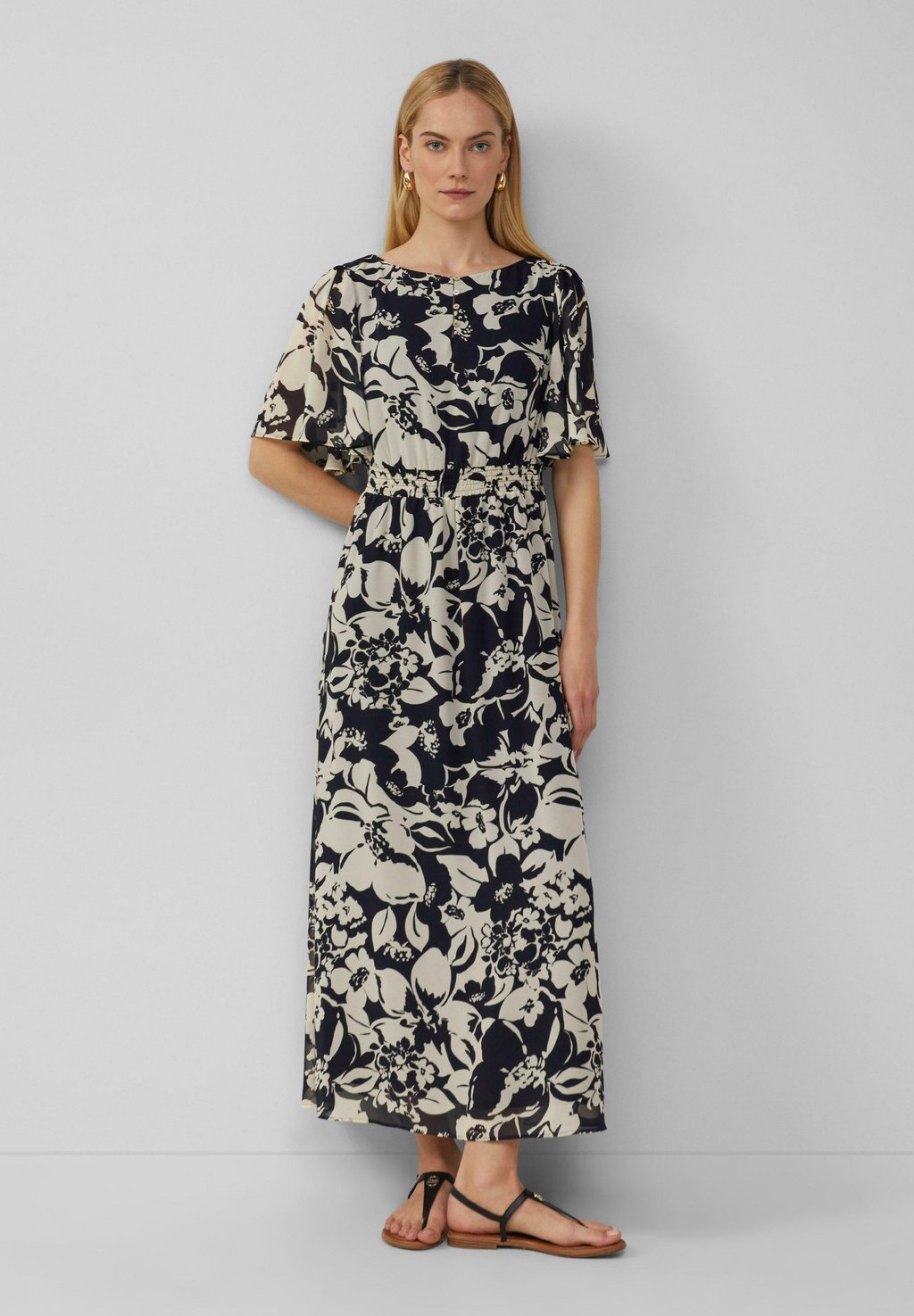 Платье макси s.Oliver BLACK LABEL, темно-синий 
Платье макси s.Oliver BLACK LABEL, темно-синий