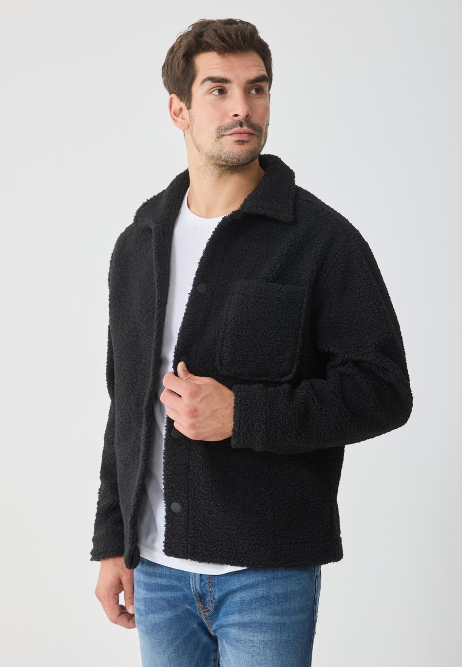 Флисовая куртка Pier One Fleece jacket, True Black/Black
Флисовая куртка Pier One Fleece jacket, True Black/Black