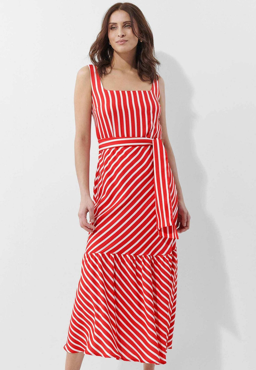 Повседневное платье Alba Moda, коралловый
Повседневное платье Alba Moda, коралловый