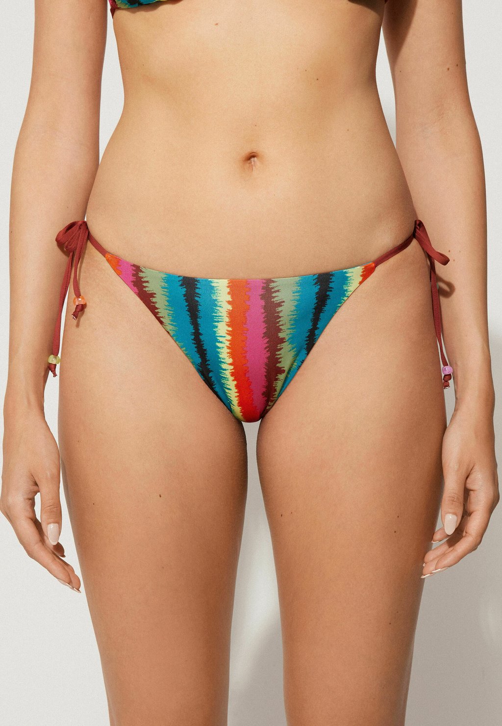 Плавки бикини BRASILIAN Tezenis, красный
Плавки бикини BRASILIAN Tezenis, красный