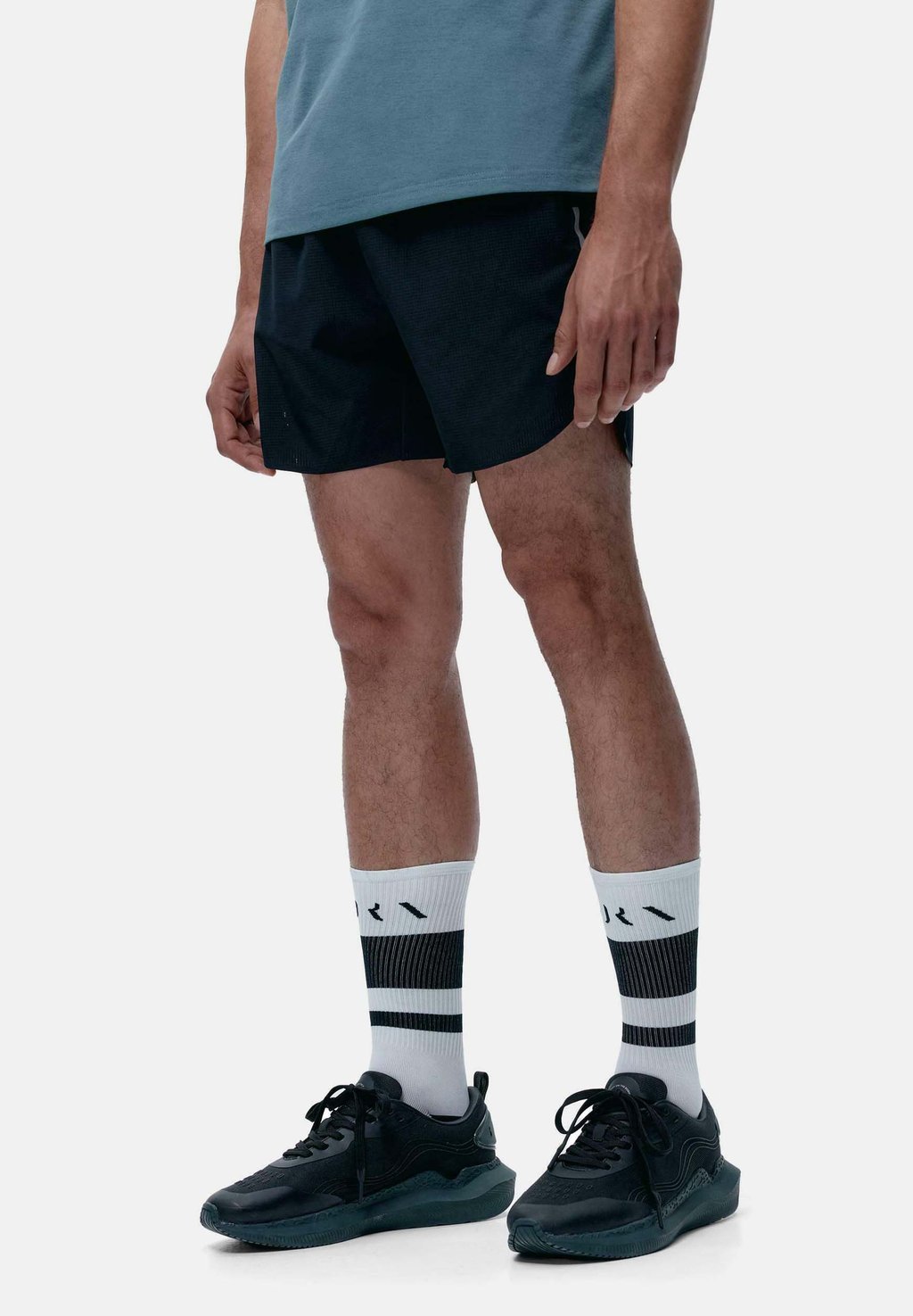 Спортивные шорты Born Living Yoga, черный
Спортивные шорты Born Living Yoga, черный