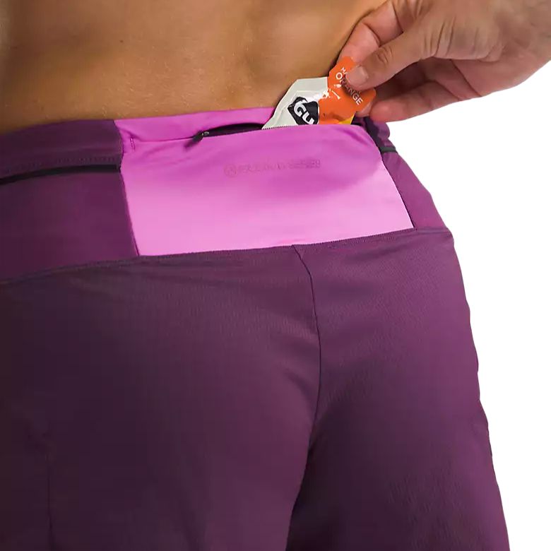 Повседневные шорты женские черные карри пурпур/пурпур крокодиловая кожа THE NORTH FACE 
Повседневные шорты женские черные карри пурпур/пурпур крокодиловая кожа THE NORTH FACE