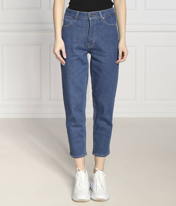 Джинсы женские Calvin Klein укороченные, синий
Джинсы женские Calvin Klein укороченные, синий