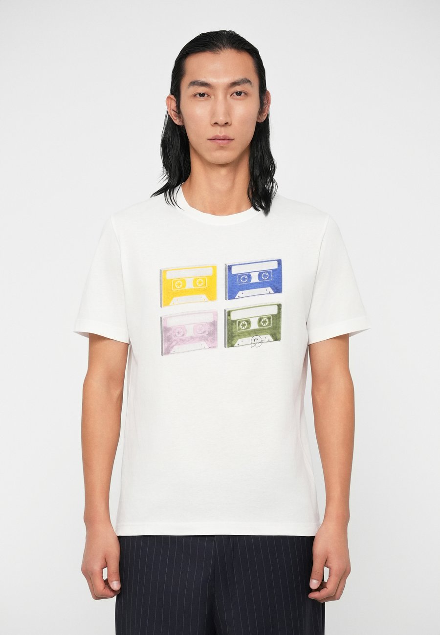 Футболка PS Paul Smith TAPES, White, Белый, Футболка PS Paul Smith TAPES, White
Футболка PS Paul Smith TAPES, White, Белый, Футболка PS Paul Smith TAPES, White