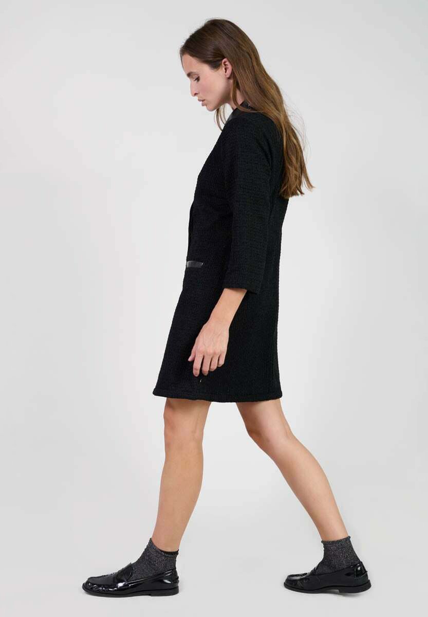 Платье-рубашка DROITE JAYA Le Temps Des Cerises, черный
Платье-рубашка DROITE JAYA Le Temps Des Cerises, черный