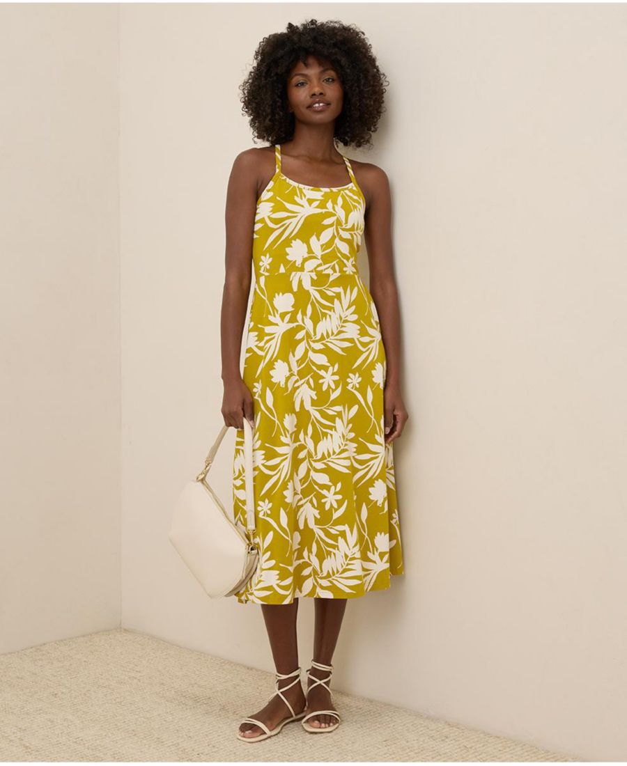 Женское миди-платье приталенного силуэта с расклешенной юбкой Pact, Tropical palms chartreuse
Женское миди-платье приталенного силуэта с расклешенной юбкой Pact, Tropical palms chartreuse