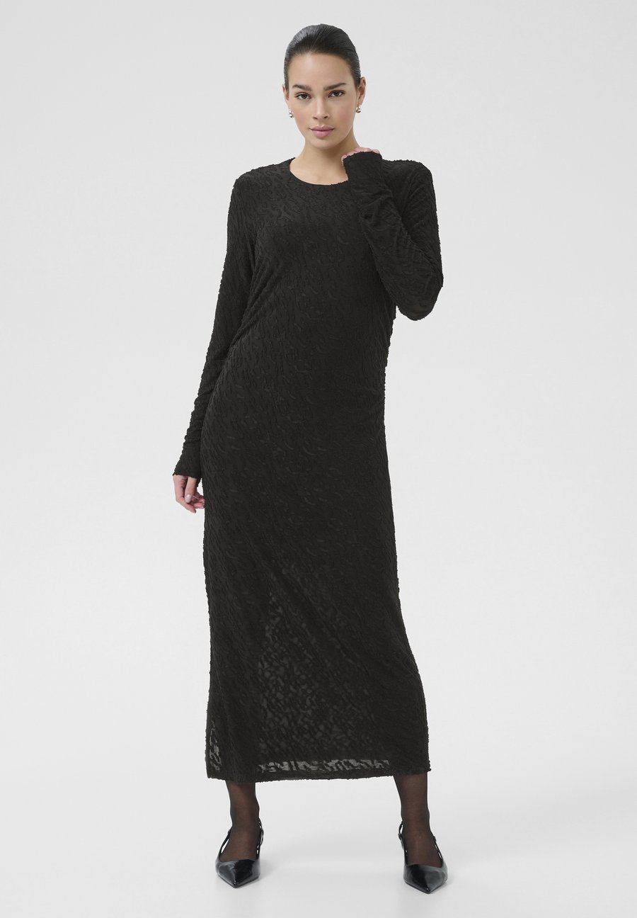 Платье Kaffe ZEVERINA, Black Deep/Mottled Black
Платье Kaffe ZEVERINA, Black Deep/Mottled Black